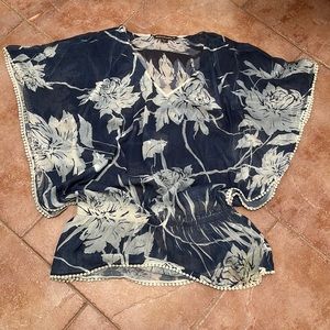 Nushkahn sienna rose coverup flower print b neck